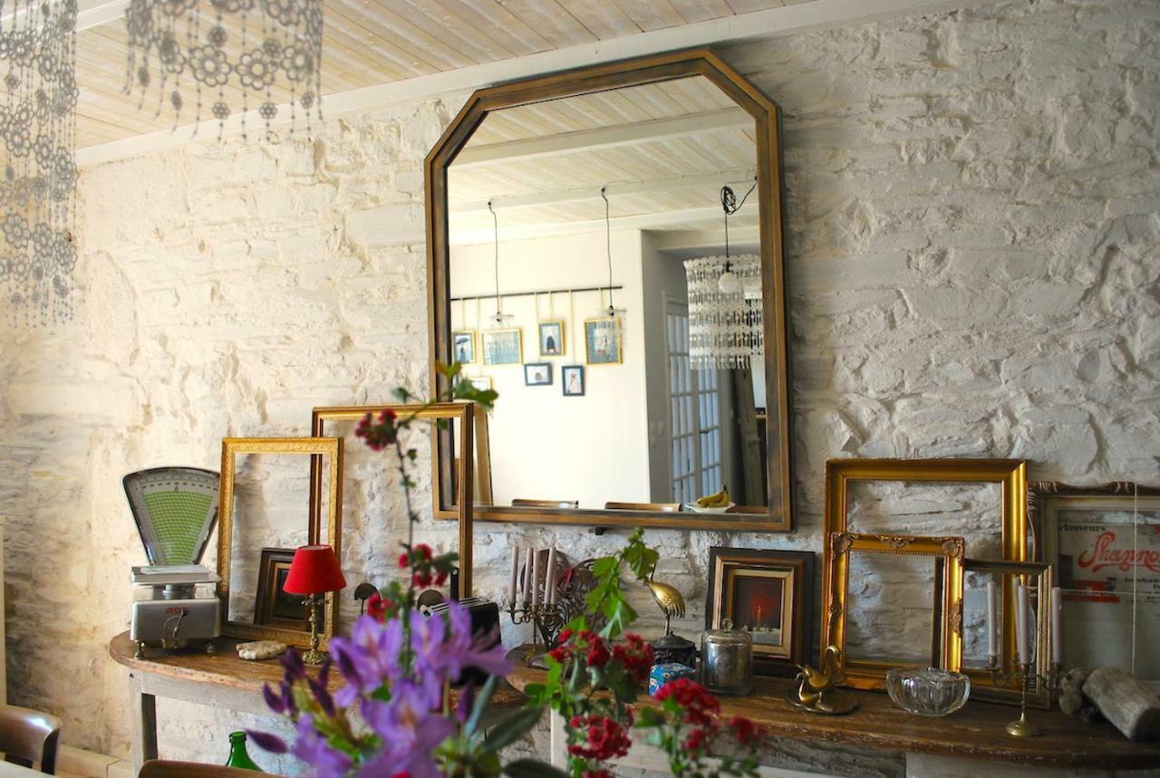 Les Chambres Du Mad Henvic Bagian luar foto