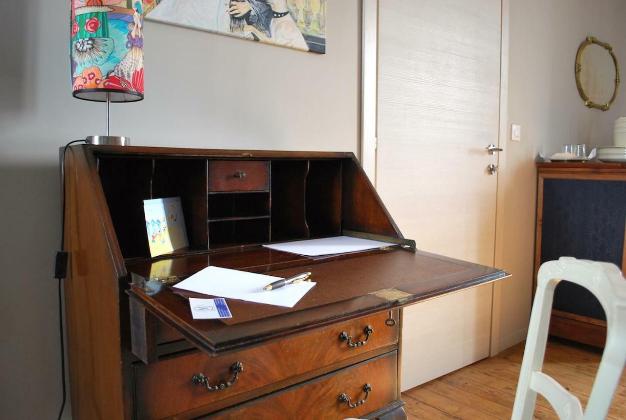 Les Chambres Du Mad Henvic Bagian luar foto