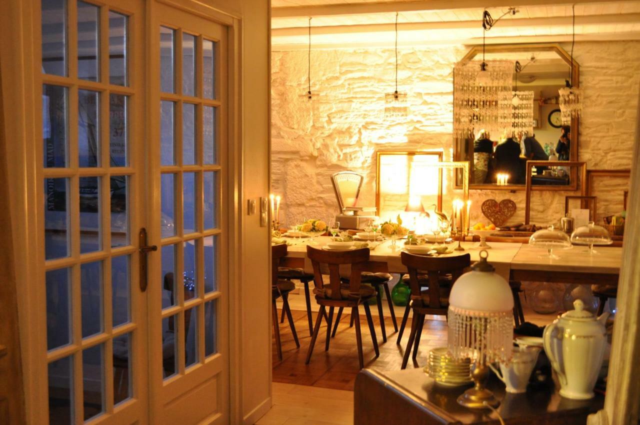 Les Chambres Du Mad Henvic Bagian luar foto