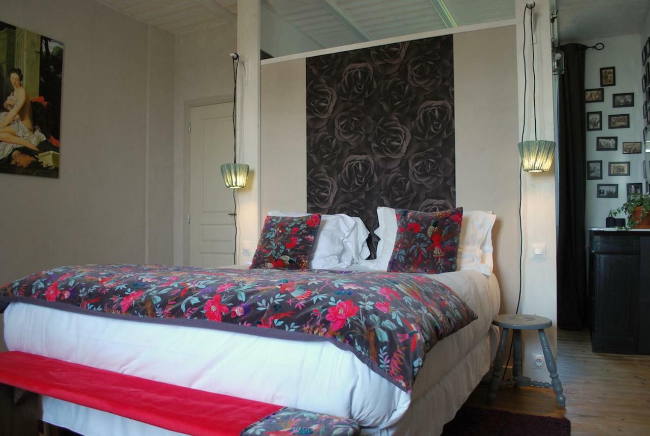 Les Chambres Du Mad Henvic Bagian luar foto