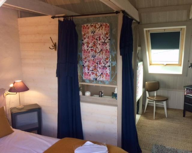 Les Chambres Du Mad Henvic Bagian luar foto